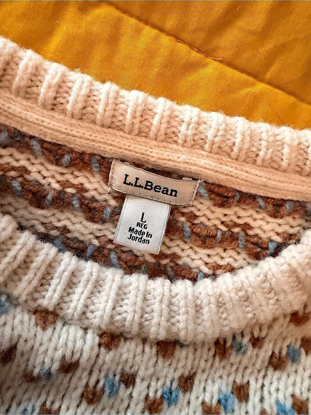 LL Bean Women’s 100% Lambs Wool Heritage Sweater